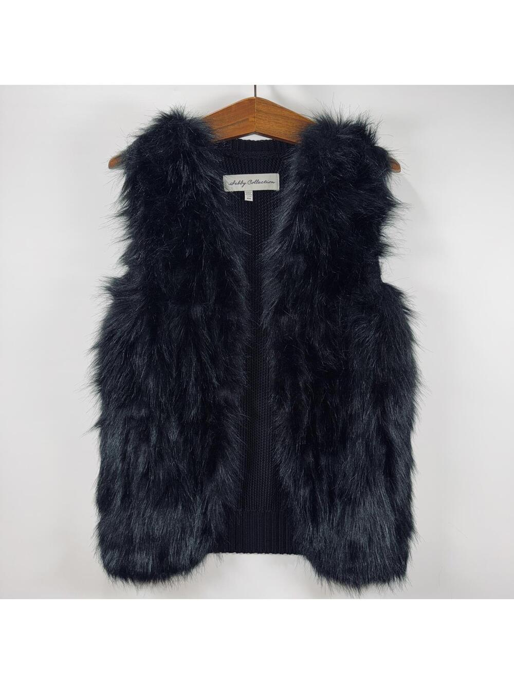 Sebby Collection Black Faux Fur Vest - M
